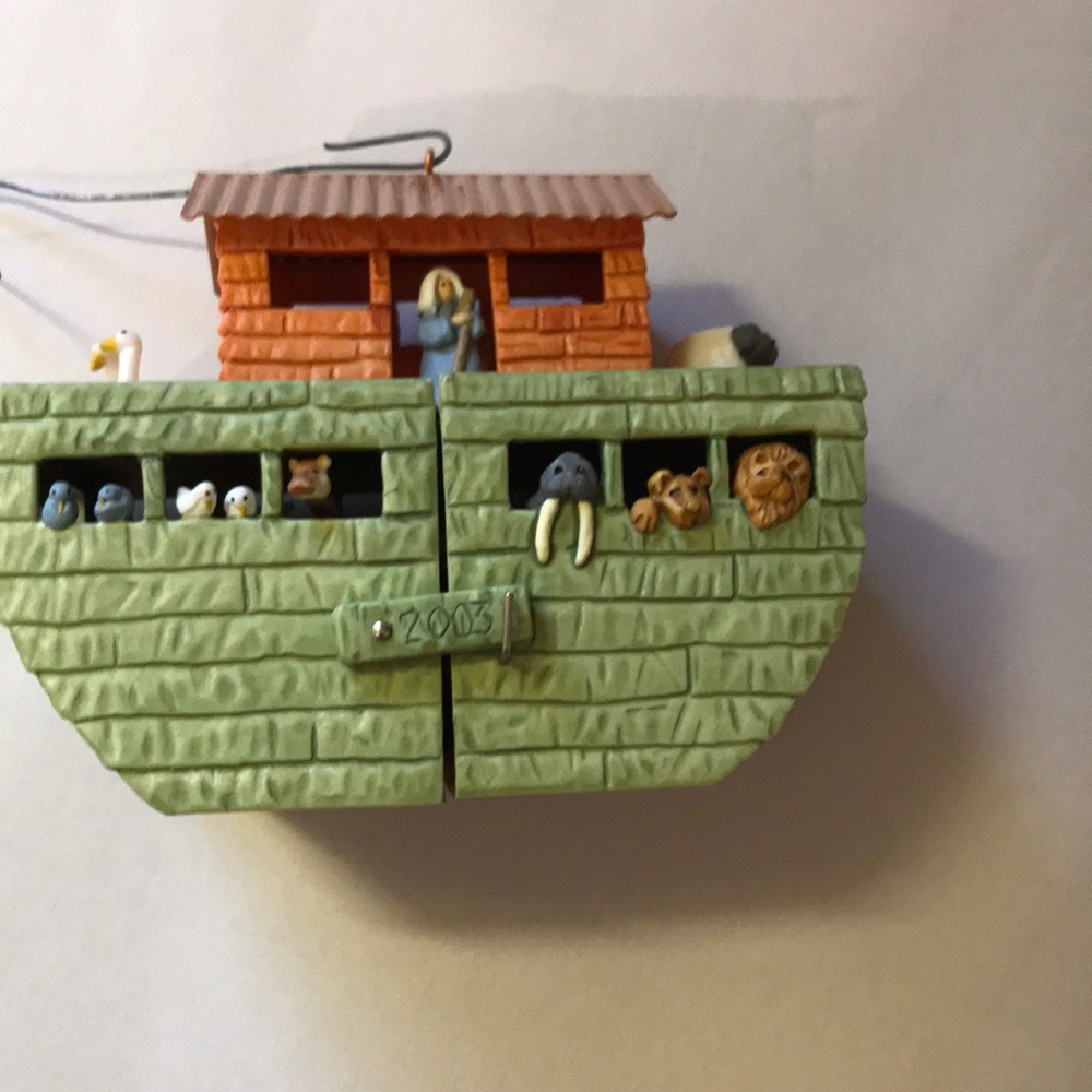 Set of 5 Noah’s Ark Ornaments - Picture 3 of 7
